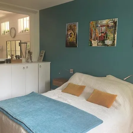 Spacious Near Champs Elysees